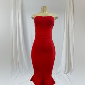 Elegant Red Strapless Dress
